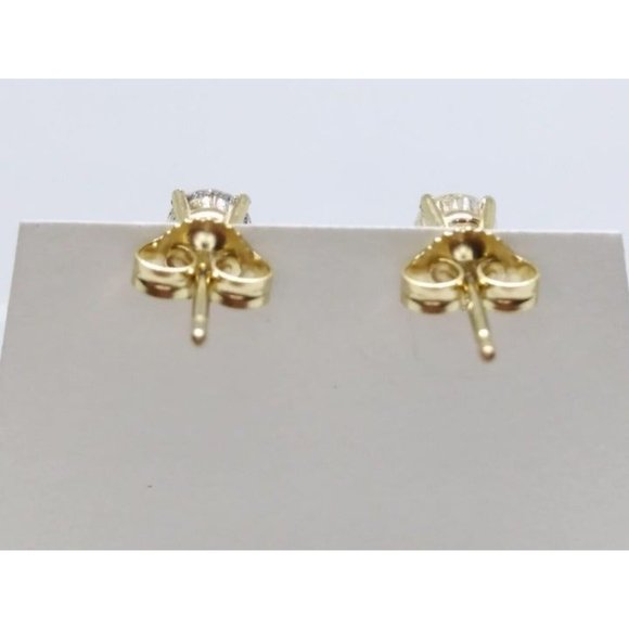 1/2 carat Diamond Studs - Picture 6 of 9